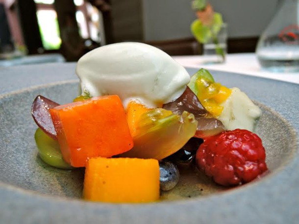 Cambuci Fruta Onde Comprar Em Sp Salada De Frutas Do Restaurante Tete A Tete Tem Sorbet De Cambuci Rota Do Cambuci